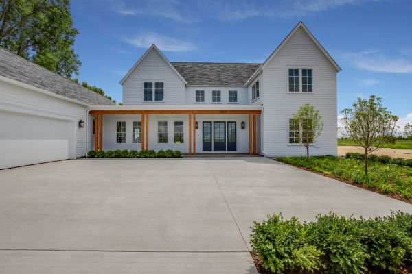 Concrete Driveway Service in Oxnard
