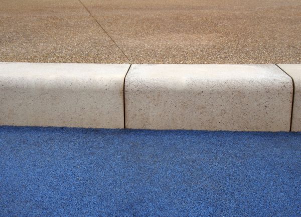 Curb And Sidewalk Installation in Oxnard