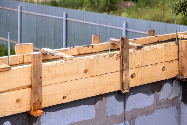 Poured Wall Construction in Oxnard