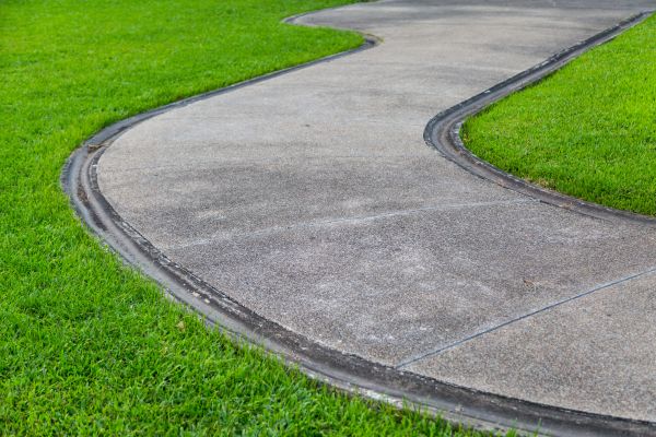 Concrete Sidewalk Construction in Oxnard