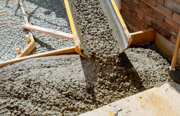 Cement Walkway Pouring in Oxnard
